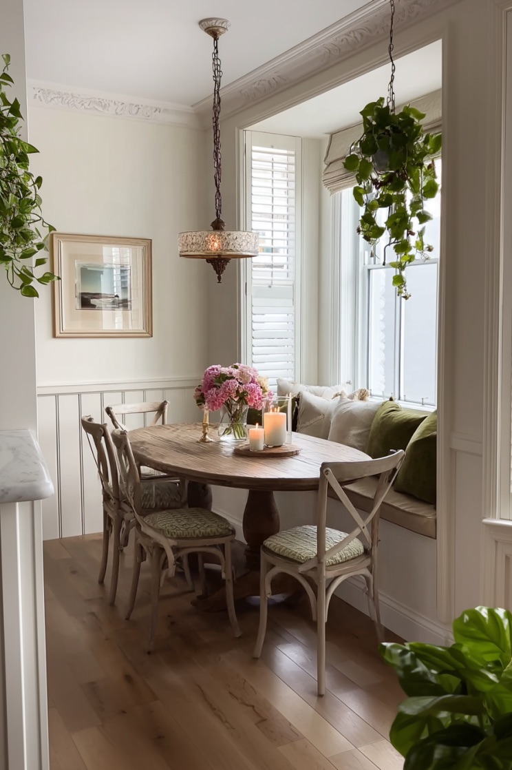 Transform a Window Nook Into a Cozy Dining Space
